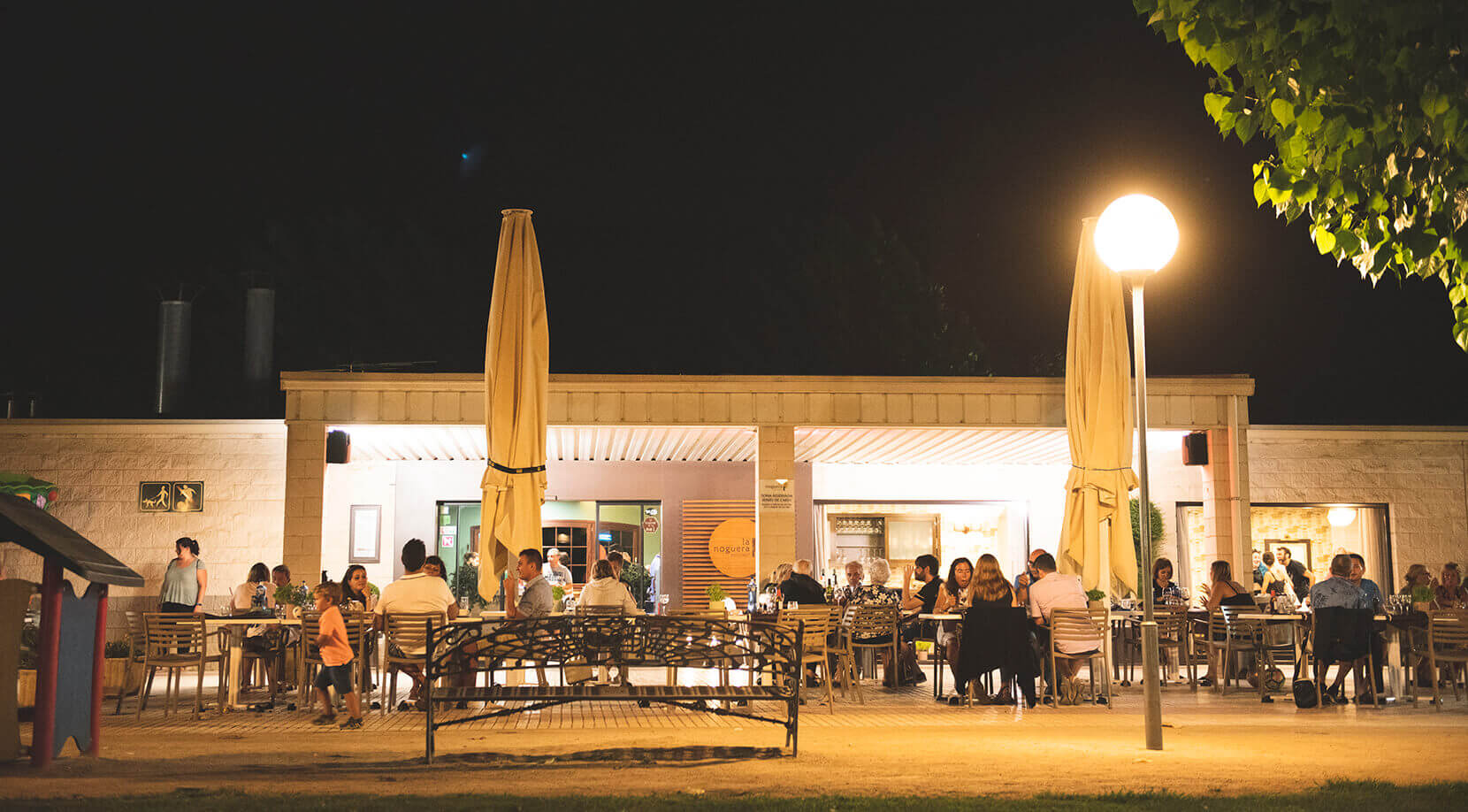 La terrassa del restaurant, ideal per les nits d'estiu.